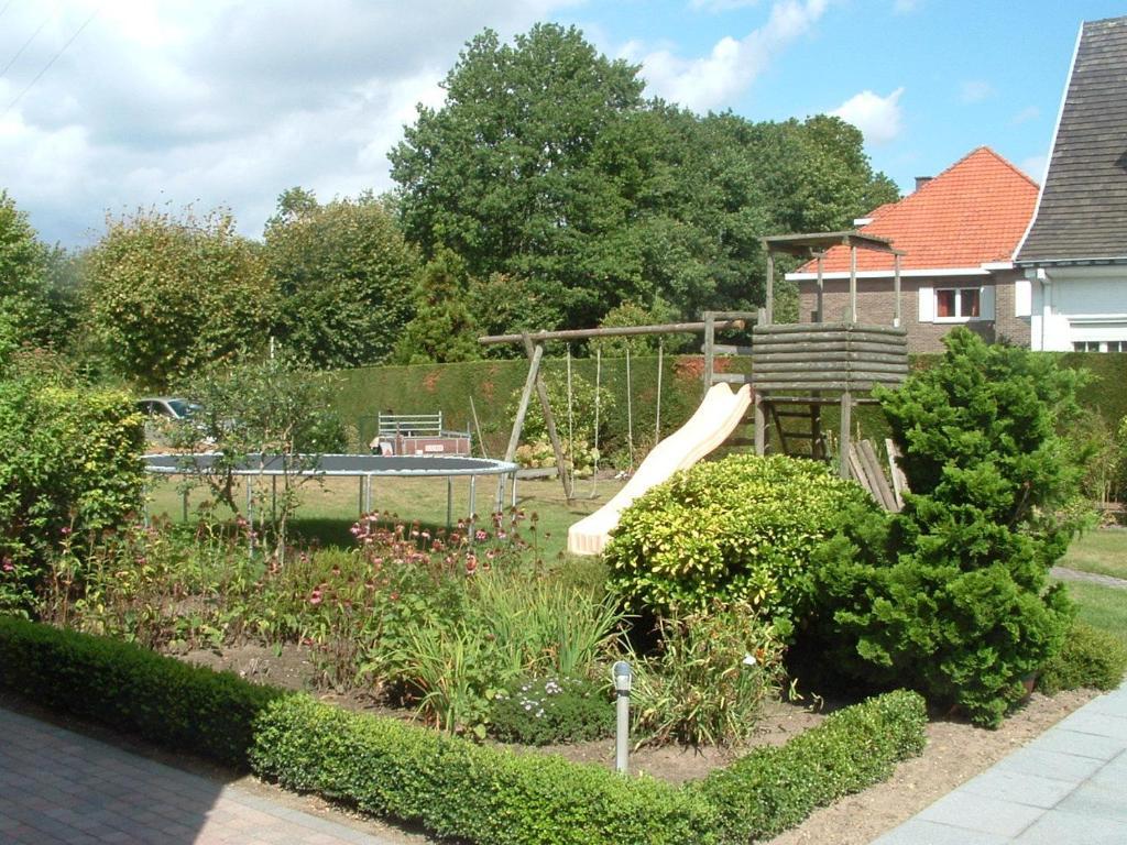 B&B Bij Lieve En Jos Hasselt Eksteriør billede